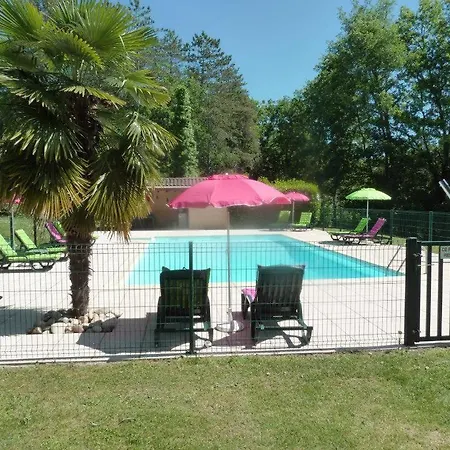 Vakantiehuis Cocon Romantique Avec Jacuzzi Privatif Proche Sarlat